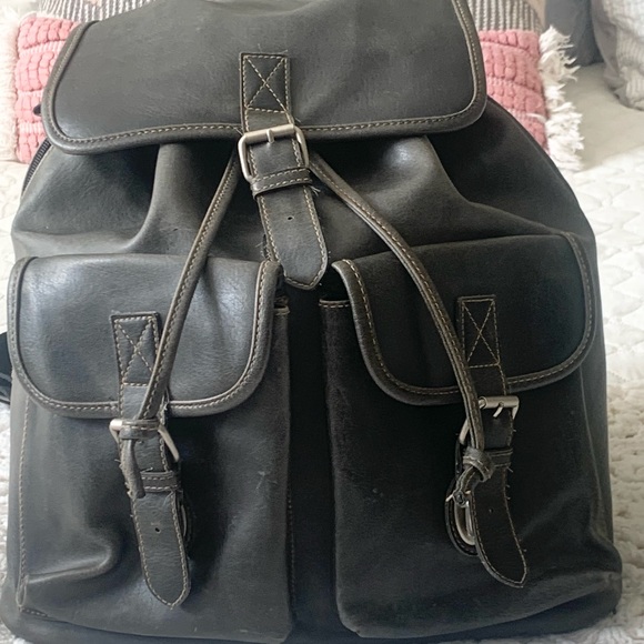 Vintage GAP genuine leather backpack - Picture 4 of 9